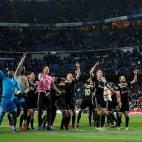 5c8a7bc32000009d036f3581