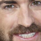 5c8adf13240000f404a3d5c6