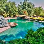 5c8a44f82400000a05a2db74