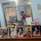 Mercancías relacionadas con Chávez se venden por doquier en Venezuela.