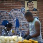 Por otra parte, líderes de la oposición como el gobernador de Miranda, Henrique Capriles Radonski, exigió a los dirigentes del Partido Socialista Unido de Venezuela (PSUV), "respeto para sus propios seguidores y para los millones de venezolan...