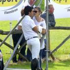 5c8a3bd1250000bd0580e123