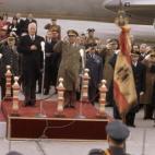 Durante la Guerra Fr&iacute;a, EEUU, interesado en incluir a Espa&ntilde;a en su l&iacute;nea defensiva, le ayud&oacute; a entrar en la OTAN. Firmaron un tratado por el cual se permiti&oacute; a EEUU instalar bases militares en terr...