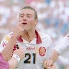 Todo un país sangrando por la nariz en 1994, en el Mundial en Estados Unidos. Luis Enrique dijo este año que está algo harto de la dichosa foto. Aquí puedes ver el vídeo