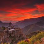 Erev&aacute;n es un destino imprescindible para los amantes de la Historia, tanto por su pasado como por su arquitectura espectacular. Entre los lugares de inter&eacute;s destaca la catedral de San Gregorio el Iluminador, una de las m&aacute;s g...