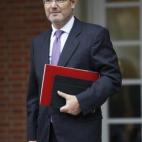 5c8a599f260000f903fe3df5