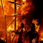 5c8ae1522400000a05a3d8f5