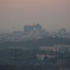 St. Sava church is seen in smog during air pollution in Belgrade, Serbia, October 23, 2019. Picture taken October 23, 2019. REUTERS/Marko Djurica