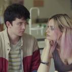 Adolescentes y sexo en un instituto.