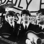 3rd December 1963: Top British pop group The Beatles in performance, from left to right; Ringo Starr, George Harrison (1943 - 2001), Paul McCartney and John Lennon (1940 - 1980). (Photo by Fox Photos/Getty Images)