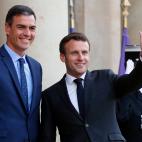 5cec359d2400005400854a92