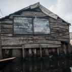 5c8b7684360000a61b6d255f