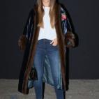 5c8b84e22000009e0470f501