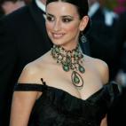 5c8a4d31230000dd0422ed57