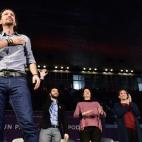 5c8b6e1a2400004205a4b23d