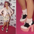 5c8a7058260000f903fe59c0