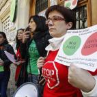 La delegada del Gobierno en Madrid, Cristina Cifuentes ha acusado a la Plataforma de Afectados por la Hipoteca (PAH) de apoyar a grupos proetarras.