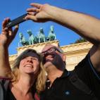 5c8b0bd1250000e203c9ecf9