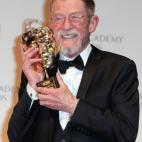 Hurt sigue actuando, y ha estado presente en The Imitation Game o El gran hotel Budapest. Recientemente ganó un Bafta por su contribución a la escena británica.