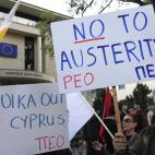 5c8ae2e722000051001a0baf