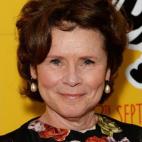 Ha aparecido en Maléfica y ha puesto voz a algunos personajes.