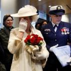 5c8b2f372300003000e7c838