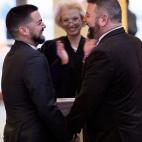 5c8b2f38250000e203ca40c8