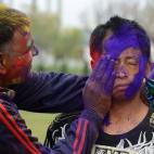 5c8a4df92500000d04c8df0d