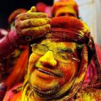 5c8a4dfa230000d50422eea6