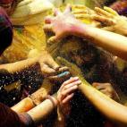 5c8a4e02250000520680f964