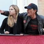 5c8ab914360000ba1a6bf238