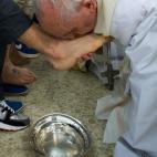 5c8ab940240000f7054c54b1