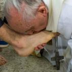 5c8ab9412000009d036f9f76