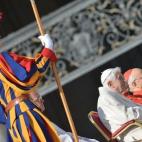 5c8b0e49250000e203c9f1d5