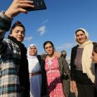 Felices, unidos y sin burka, yazid&iacute;es libres del ISIS en Irak.