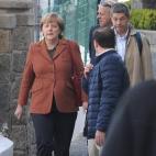 5c8ae3492000009e046feae7