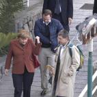 5c8ae34a360000ba1a6c3d1d