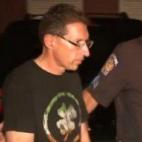 Paulish, un cura católico, fue acusado de abusar sexualmente de un niño de 15 años luego de que la policía dijo haberlo "atrapado en el acto". El cura de 56 años fue hallado en un auto con el chico sin pantalones en el campus de la Penn Sta...