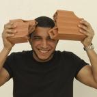 5c8aeb40230000dd0423eb79