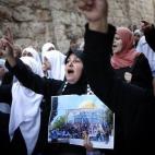 5c8b3bd93b000070066d474a