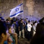 5c8b3bda2400000a05a467c0