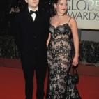 5c8a5cfa250000bd05810e02