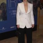 5c8a5cfb260000e104fe41ca