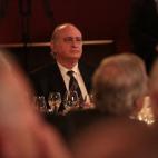 El 29 de julio de 2015, Rodrigo Rato, el exvicepresidente del Gobierno imputado por varios delitos económicos, entraba al mediodía a la sede del Ministerio del Interior en Madrid para reunirse con el ministro en su despacho. Según un comunica...