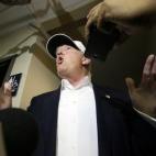 En la conferencia de prensa.