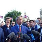 5c8b23982300000401243643