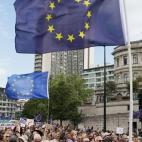 5c8a5f10360000c81a6b6593