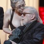 5c8a430b2400000a05a2d8ac