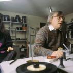 5c8a430c240000f404a2d8ae