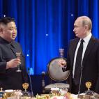 Brindando con Kim Jong Un